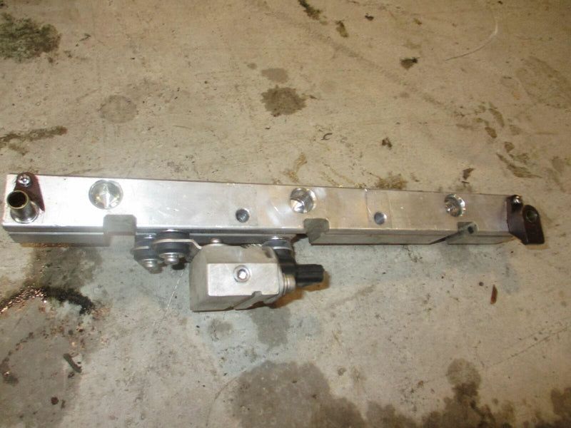 Yamaha HPDI VMAX 250hp outboard fuel rail (60V-13171-00-00)