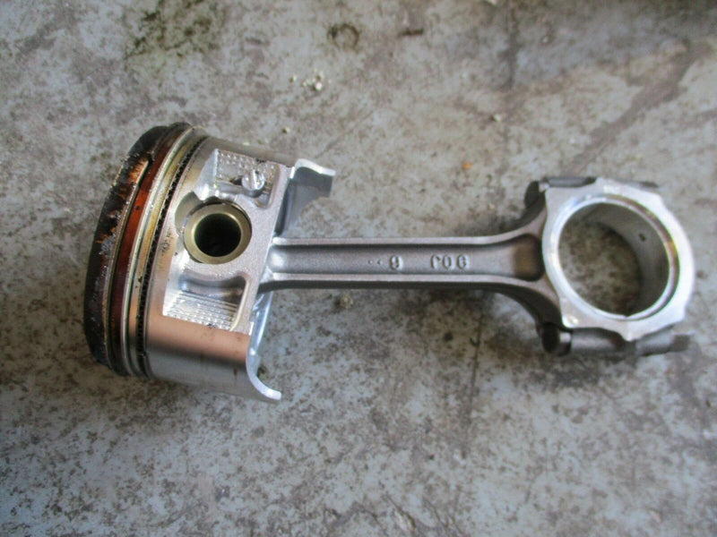 2002 Suzuki DF90 4 stroke outboard piston and rod 12111-90j01