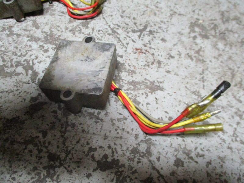1998 Mercury 135hp V6 Carb 2 Stroke Outboard Rectifier regulator 815279 5