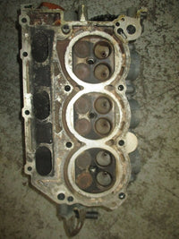 Load image into Gallery viewer, Suzuki DF250 250hp outboard port cylinder head
