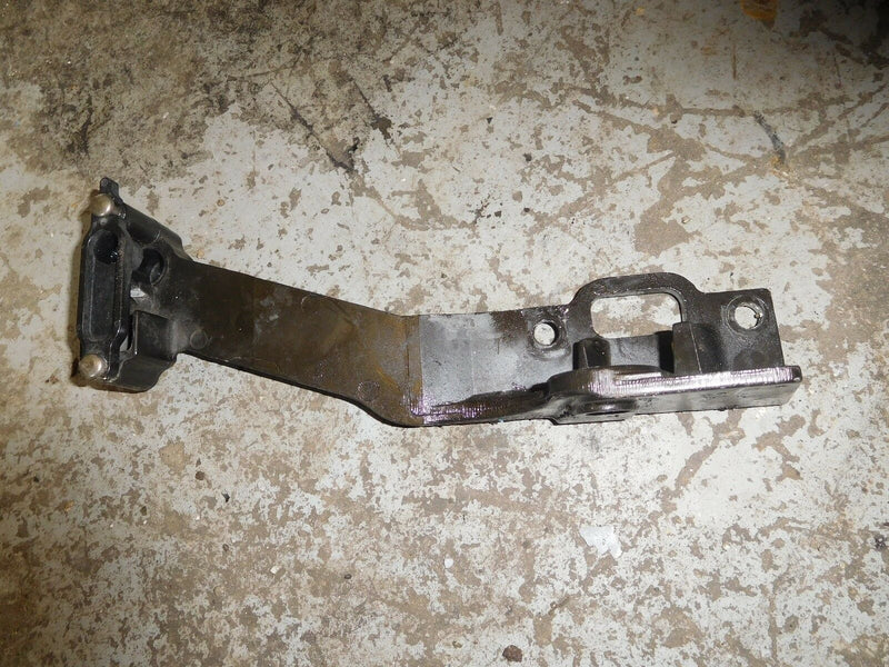2001 DFI Mercury 225 hp optimax XL outboard shift cable bracket 824010-c
