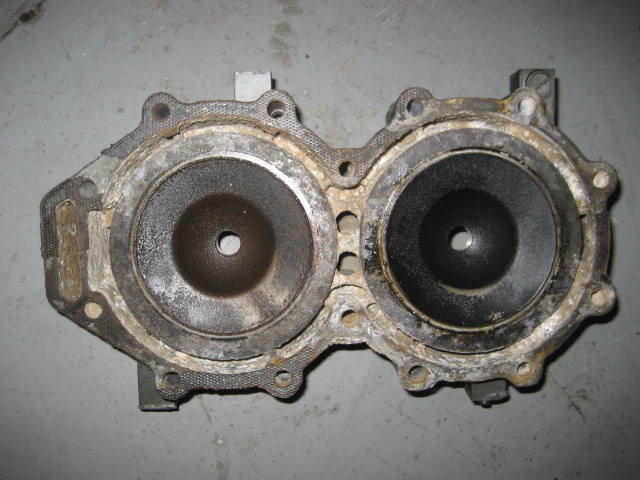 Suzuki Outboard DT 90 Two Stroke Cylinder Head 11111-87E10-0ED