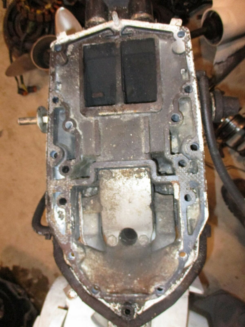 Evinrude Ficht 225hp 2 stroke outboard 25" midsection