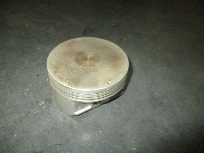 Suzuki DF250 250hp outboard piston