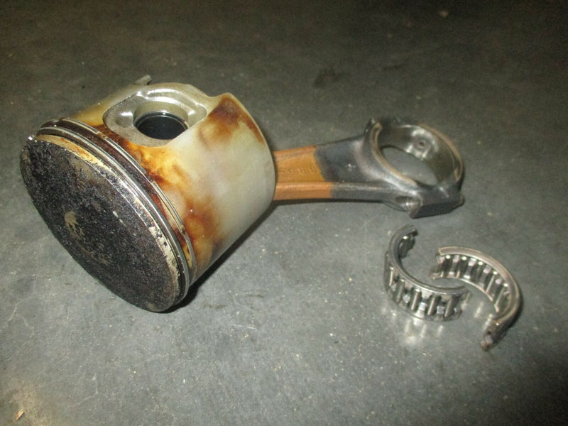 Yamaha HPDI 200hp outboard starboard piston and rod