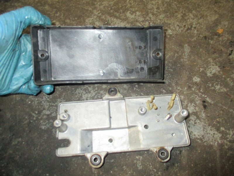 1987 Yamaha 70hp Precision blend 2-stroke Outboard electronics mounting plate