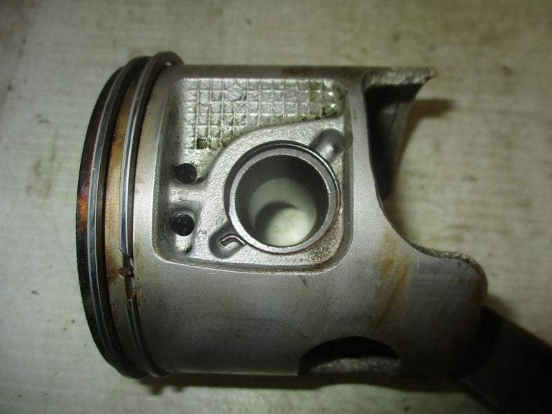 Yamaha OX66 250hp outboard starboard piston (69L-11631-00-85)
