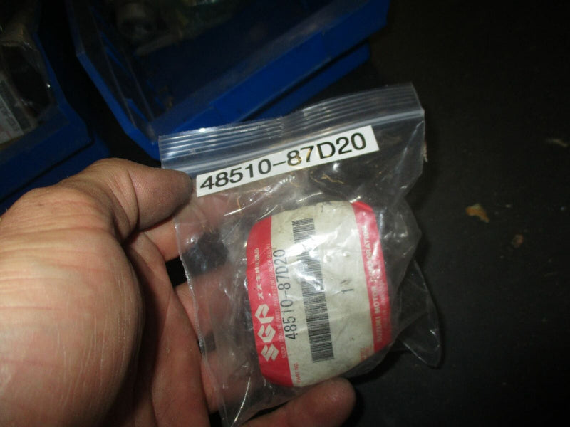 NEW OEM Suzuki outboard gear pump assembly (48510-87D20)