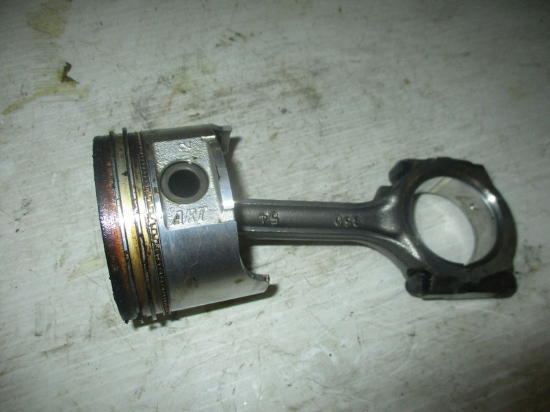 Suzuki DF70 70hp outboard piston and rod