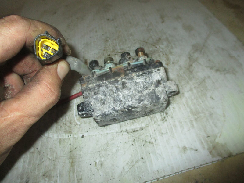Yamaha 70hp 2 stroke outboard tilt trim relay
