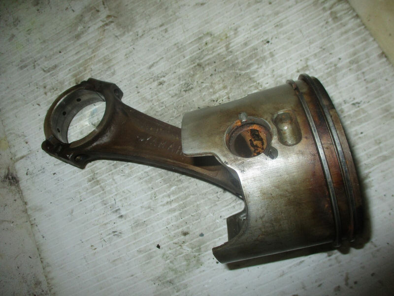 Yamaha 200hp 2 stroke outboard starboard piston and rod (6K7-11631-01-93)