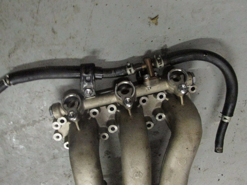 2004 Johnson outboard J50PL4SR 4-stroke 50hp intake manifold & fuel rail 5031387