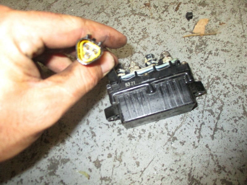 1996 Yamaha 90hp 2 stroke Presison blend outboard tilt and trim relay 61a-81950