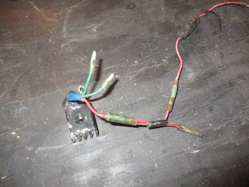 Yamaha 25hp 2 stroke outboard rectifier regulator (664-81970-61-00)