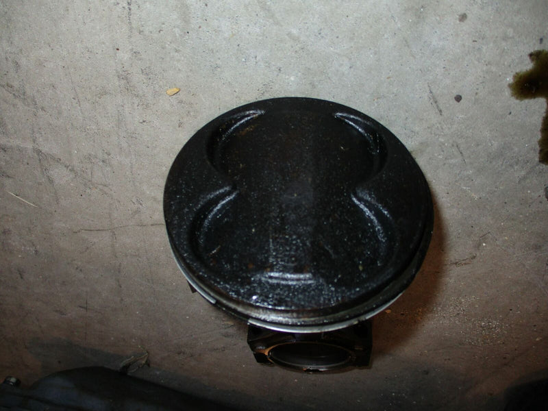 Yamaha 225hp 4 stroke outboard piston and rod