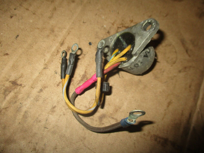 1983 Evinrude 35hp outboard 2-stroke rectifier regulator 0581778