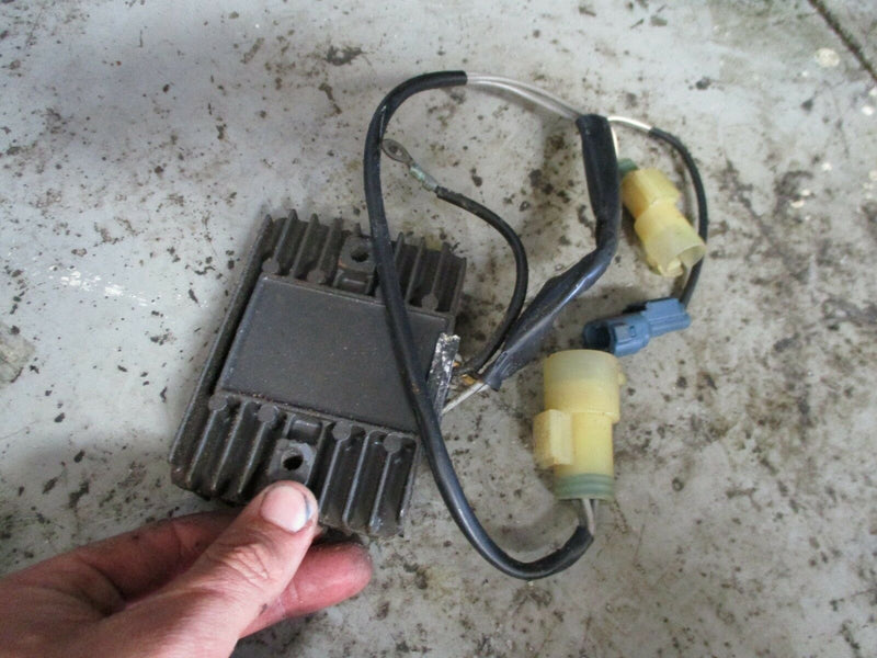 1997 Honda BF75A 4-stroke outboard rectifier regulator 31750-zw1-003