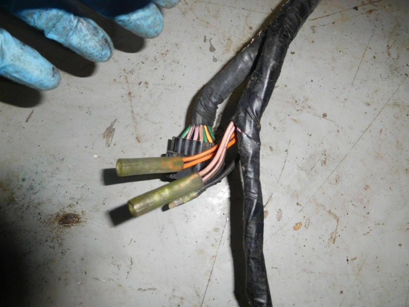 1995 Yamaha 225hp outboard engine wire harness (61A-82590-02-00)