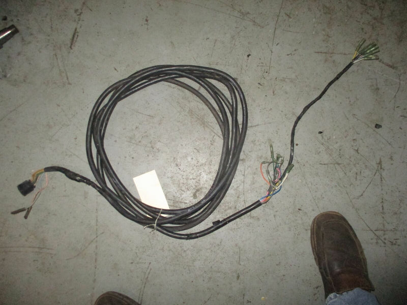 Suzuki outboard 20ft round black plug style rigging harness