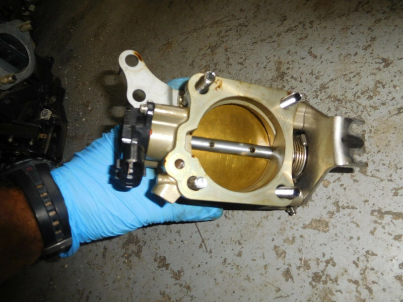 2006 Suzuki outboard DF 175 Throttle Body/CTP 13300-96J00