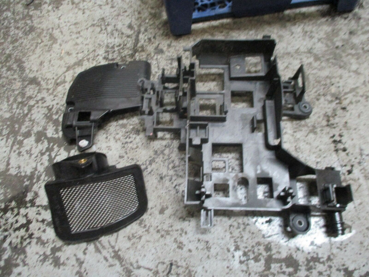 2017 Suzuki 4-stroke DF50A outboard electronics holder and cover set 32800-88L00