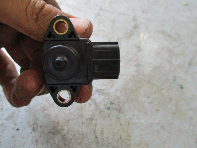 2000 yamaha 150hp OX66 outboard Pressure Sensor 67H-82380-00