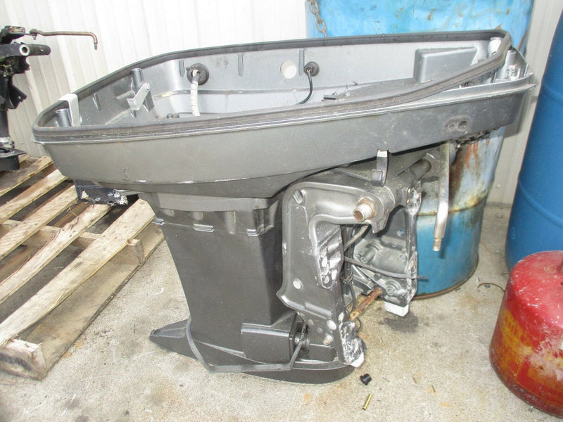 2003 Suzuki DT200hp outboard 25" midsection