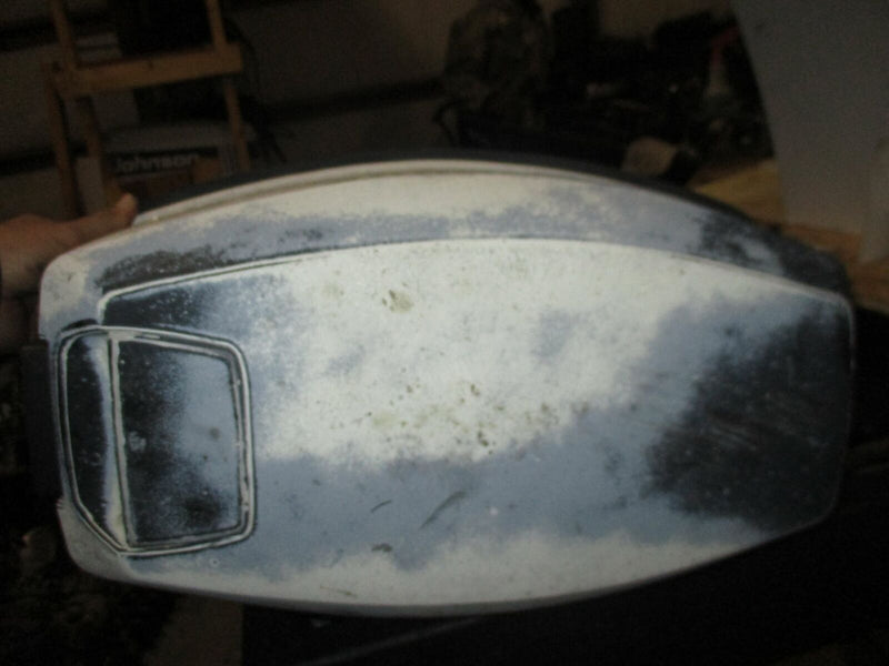 Evinrude Tracker 25hp outboard top cowling