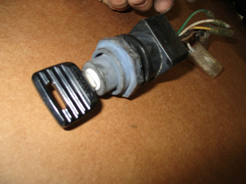 Suzuki outboard single ignition switch