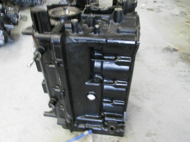 Suzuki Outboard DF 60 70 hp 06001F-031396 crankcase block 11300-99E05-019