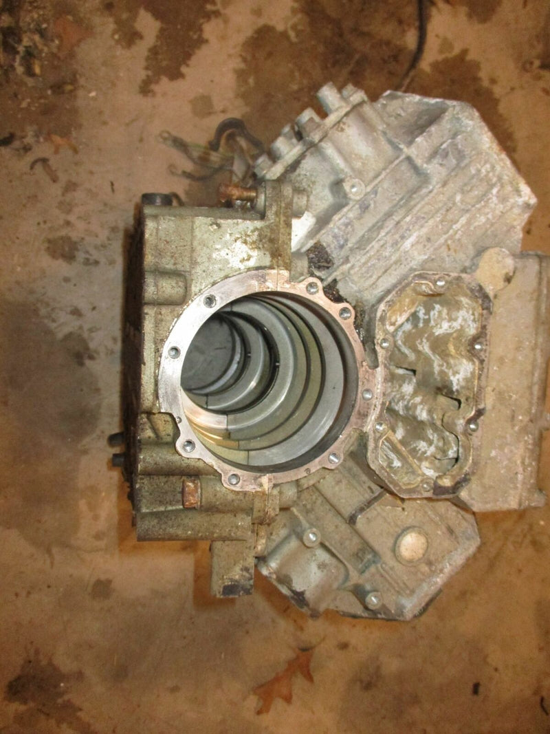 Evinrude 175hp 2 stroke outboard crankcase block