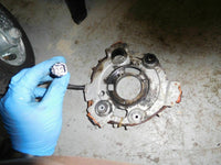 Load image into Gallery viewer, 2002 Suzuki outboard DT 225hp 22501-25065 Pulsor Coil 32103-92E10
