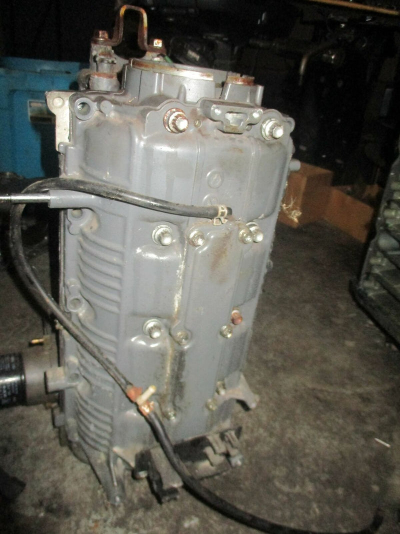 Johnson/ Suzuki 90hp 4 stroke outboard cylinder block crankcase