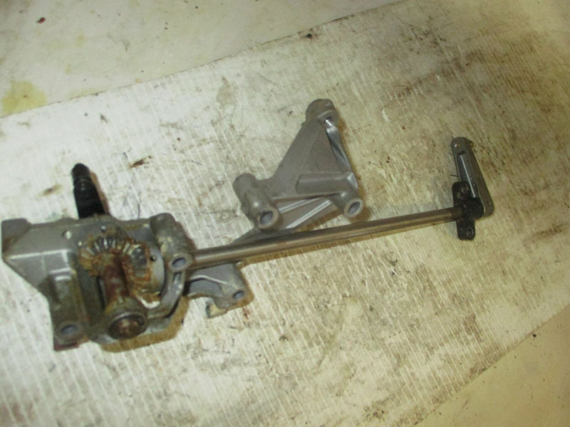 Yamaha 225hp 4 stroke outboard throttle arm (69J-41661-00-94)