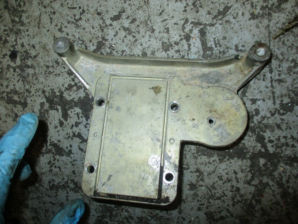 Evinrude outboard Ficht 115hp rectifier regulator mounting plate
