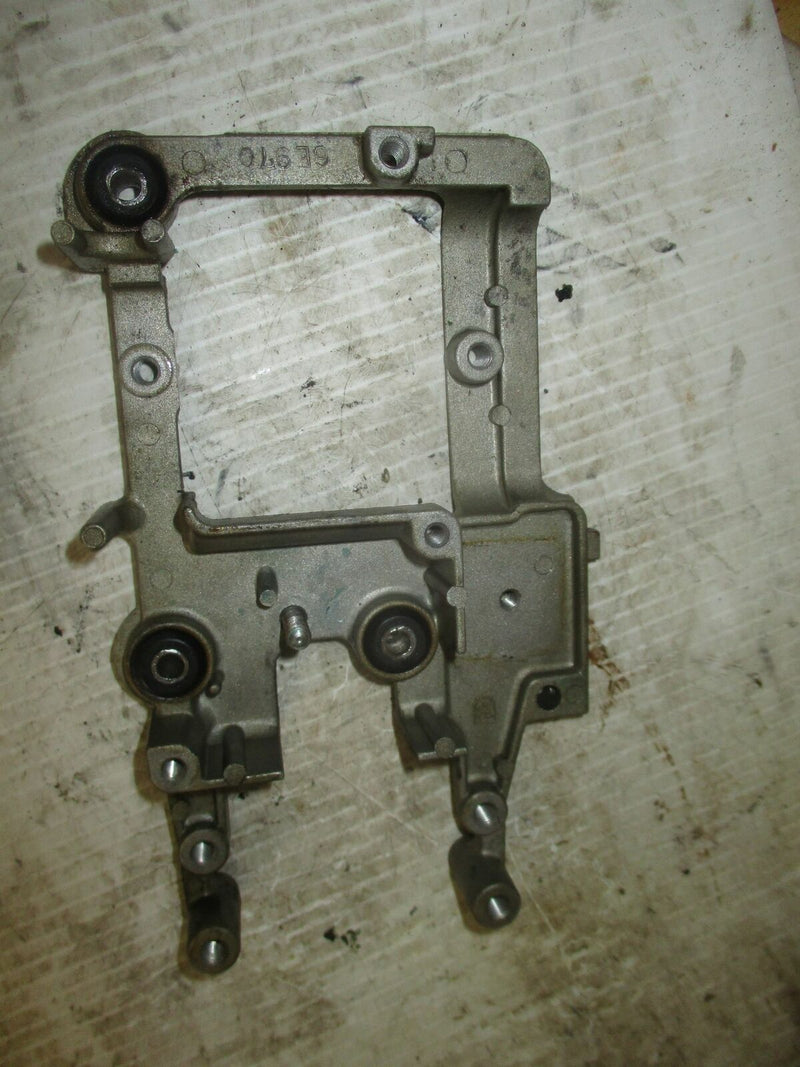 Yamaha 40hp outboard electronics mounting bracket (6E9-70)