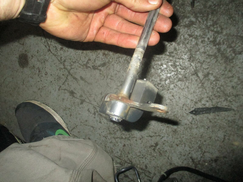 Yamaha 200hp 4 stroke outboard 25" shift shaft