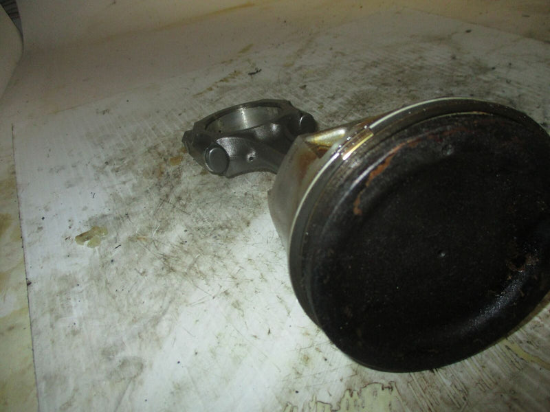 Suzuki DF115 115hp outboard piston and rod (12111-90J01)