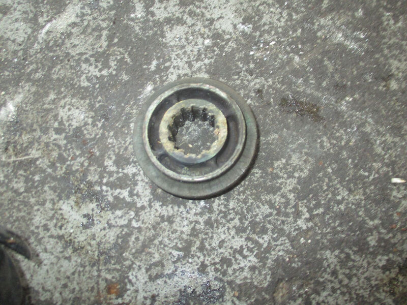 Suzuki DT40 40 hp outboard thrust washer