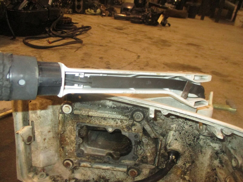 Johnson 4hp 2-Stroke Outboard 15in Shaft Midsection