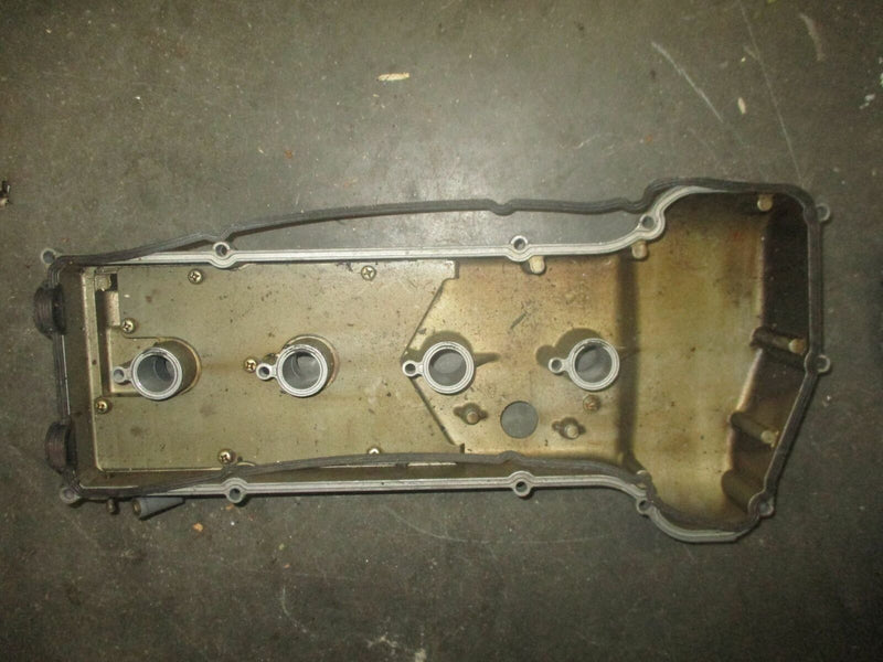 Suzuki DF90 outboard cylinder head cover