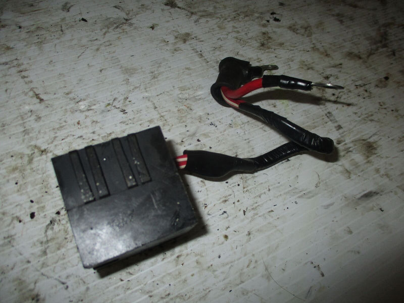 Yamaha 225 hp salt water series 2 outboard fuse holder (61A-82150-00-00)