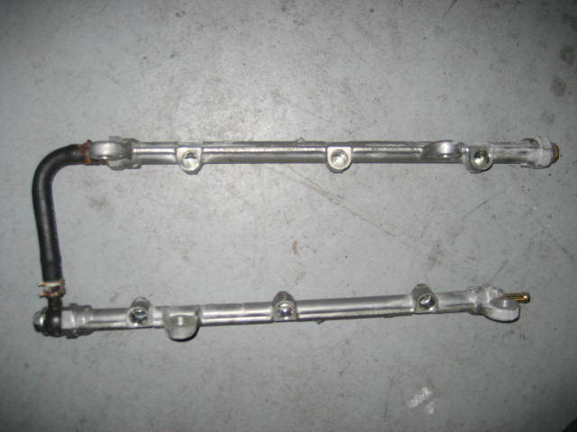 Suzuki DF 200 225 250 hp 4 stroke Fuel Rails Pipe Delivery 15751-93J00