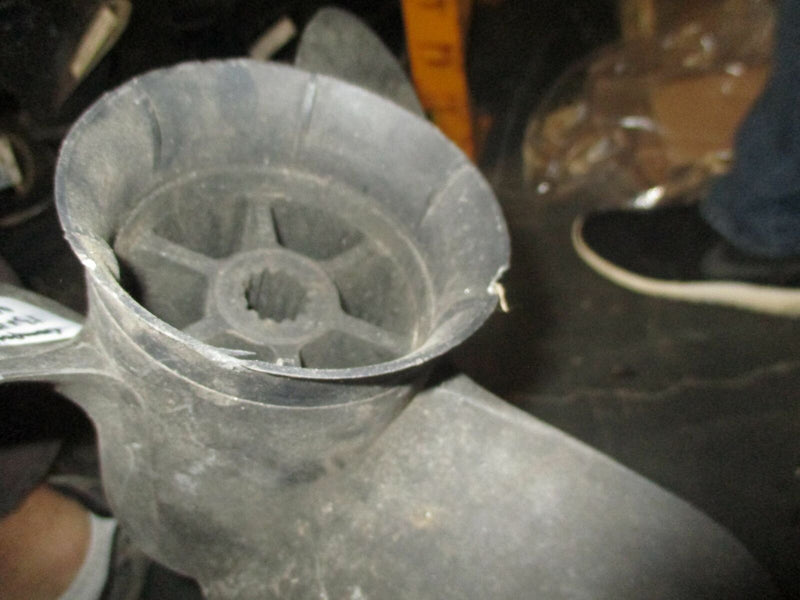 Composite outboard propeller 13 by 17