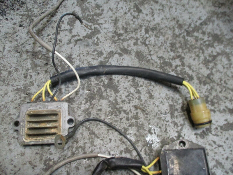2004 Suzuki DF200Z outboard 4-stroke rectifier regulator set 32800-93j01