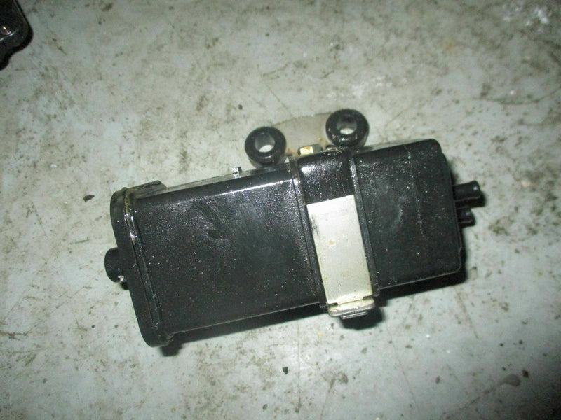 2008 Yamaha F250TXR 250 hp 4 stroke outboard air canister 6p2-24170