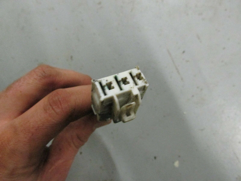 2001 Suzuki Outboard DF 115 153700 stator 32120-90J00