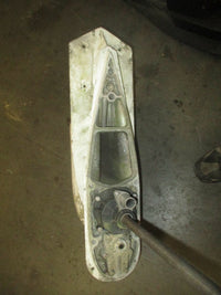 Load image into Gallery viewer, Johnson Evinrude 150hp outboard lower unit with 25&quot; shaft PARTS ONLY
