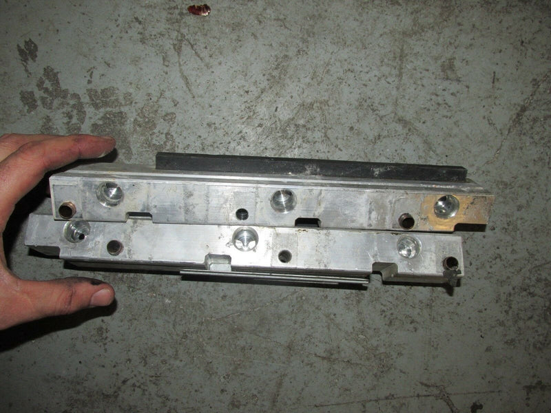 2002 Yamaha Outboard 200 hpdi LZ200TXRA fuel rail set 68F-13161-00-00