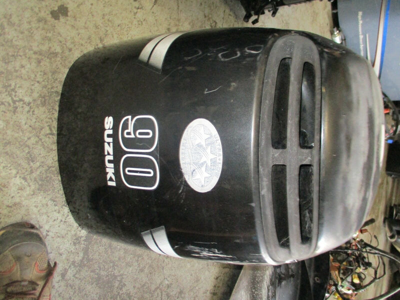 2001 Suzuki DF90 outboard top cowling